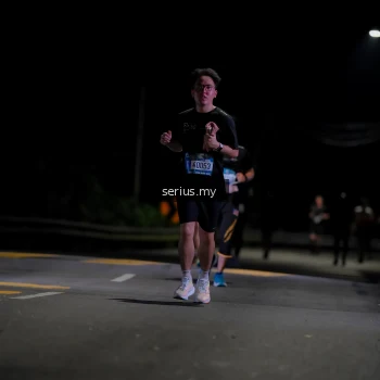 Runner Photo 3654545