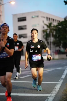 Runner Photo 3654604