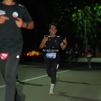 Runner Photo 3654643
