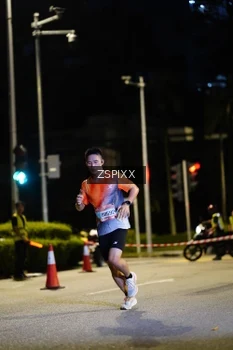 Runner Photo 3654760