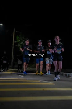 Runner Photo 3654776