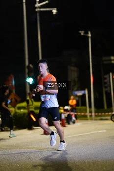 Runner Photo 3654797