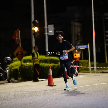 Runner Photo 3654832
