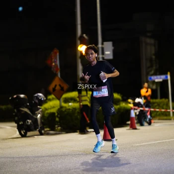 Runner Photo 3654879