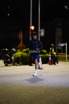 Runner Photo 3654990