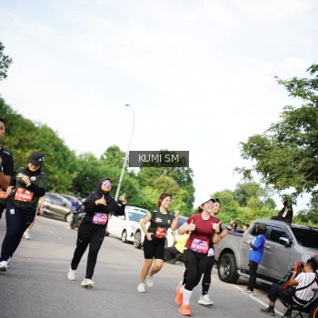 Runner Photo 3655590