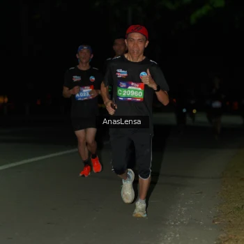 Runner Photo 3655606
