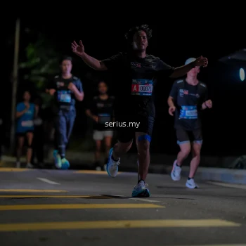 Runner Photo 3655656