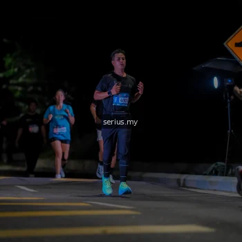 Runner Photo 3655691