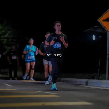 Runner Photo 3655715