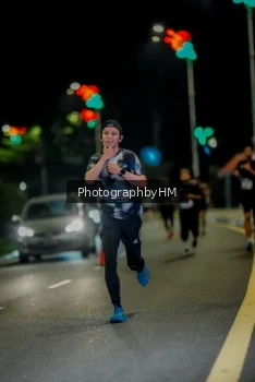 Runner Photo 3655943