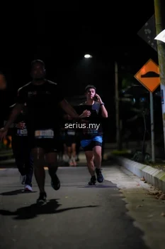 Runner Photo 3655975