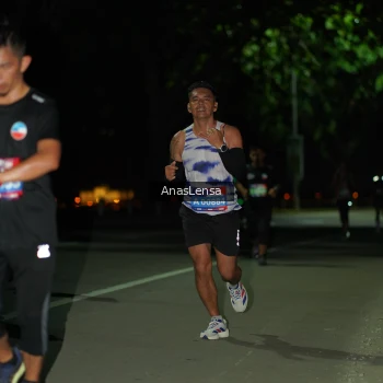 Runner Photo 3656106