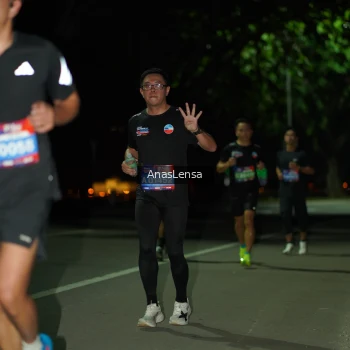 Runner Photo 3656545