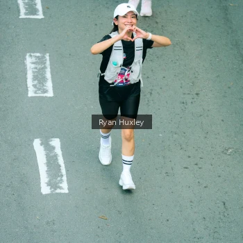 Runner Photo 3656777