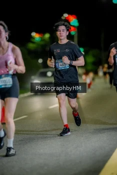 Runner Photo 3657033