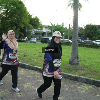 Runner Photo 3657040