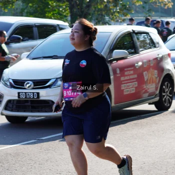 Runner Photo 3657103