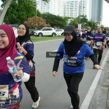 Runner Photo 3657190