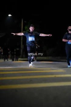 Runner Photo 3657302