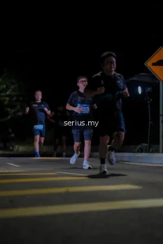 Runner Photo 3657371