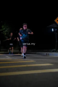 Runner Photo 3657372