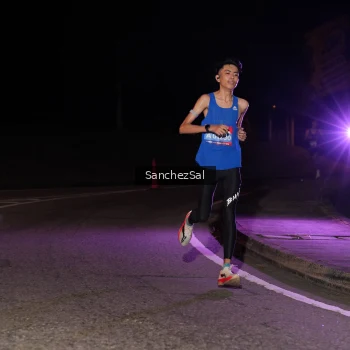 Runner Photo 3657379