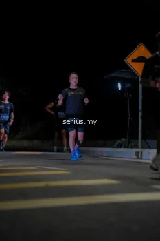 Runner Photo 3657420