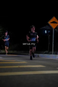 Runner Photo 3657464