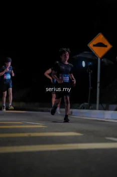 Runner Photo 3657475