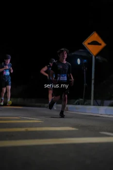Runner Photo 3657480
