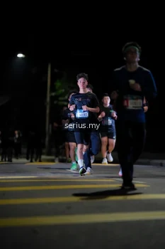 Runner Photo 3657533