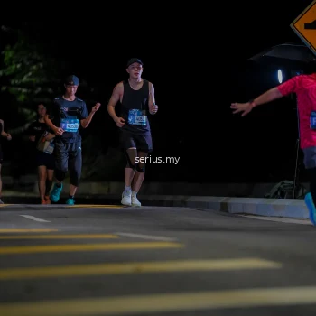 Runner Photo 3657617