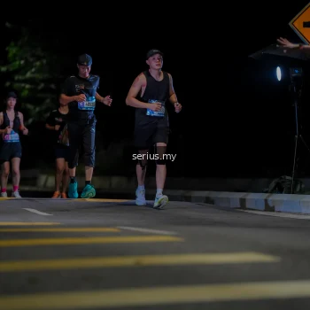 Runner Photo 3657640