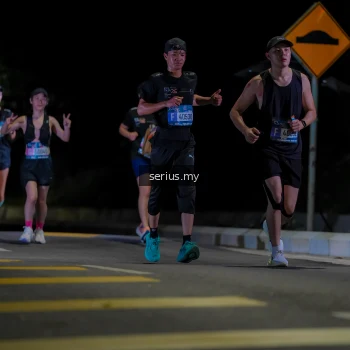 Runner Photo 3657658