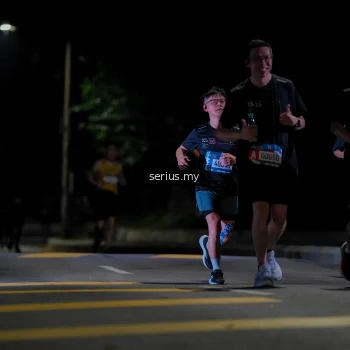 Runner Photo 3657873