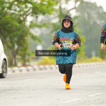 Runner Photo 3658001