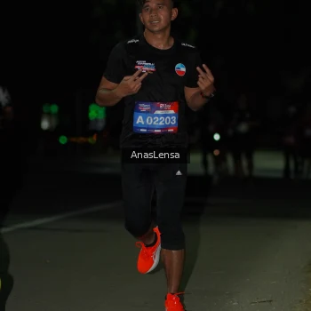 Runner Photo 3658120
