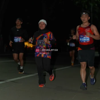 Runner Photo 3658335