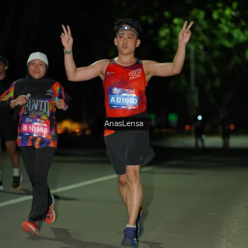 Runner Photo 3658359