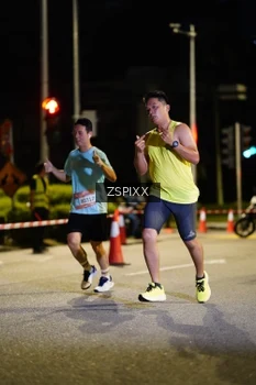 Runner Photo 3658587