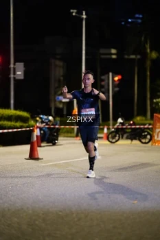 Runner Photo 3658685