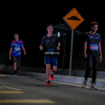 Runner Photo 3658700