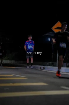 Runner Photo 3658719