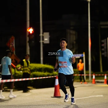 Runner Photo 3658723