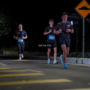 Runner Photo 3658772