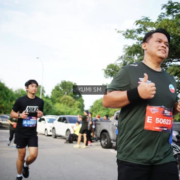 Runner Photo 3659006
