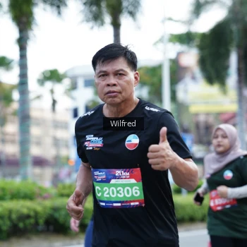 Runner Photo 3659071