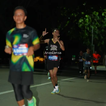 Runner Photo 3659276