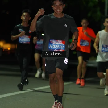 Runner Photo 3659370